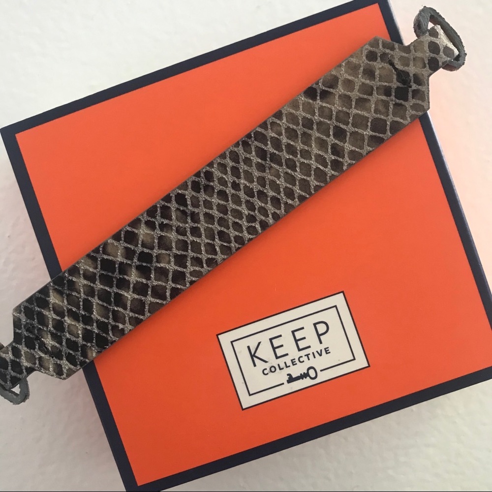 Wide Cuff - Grey Snake & Distressed Metallic
